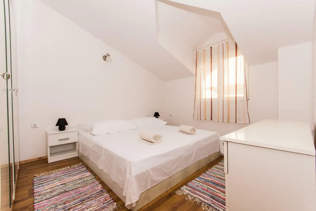Mia Apartment Kastela Croatia